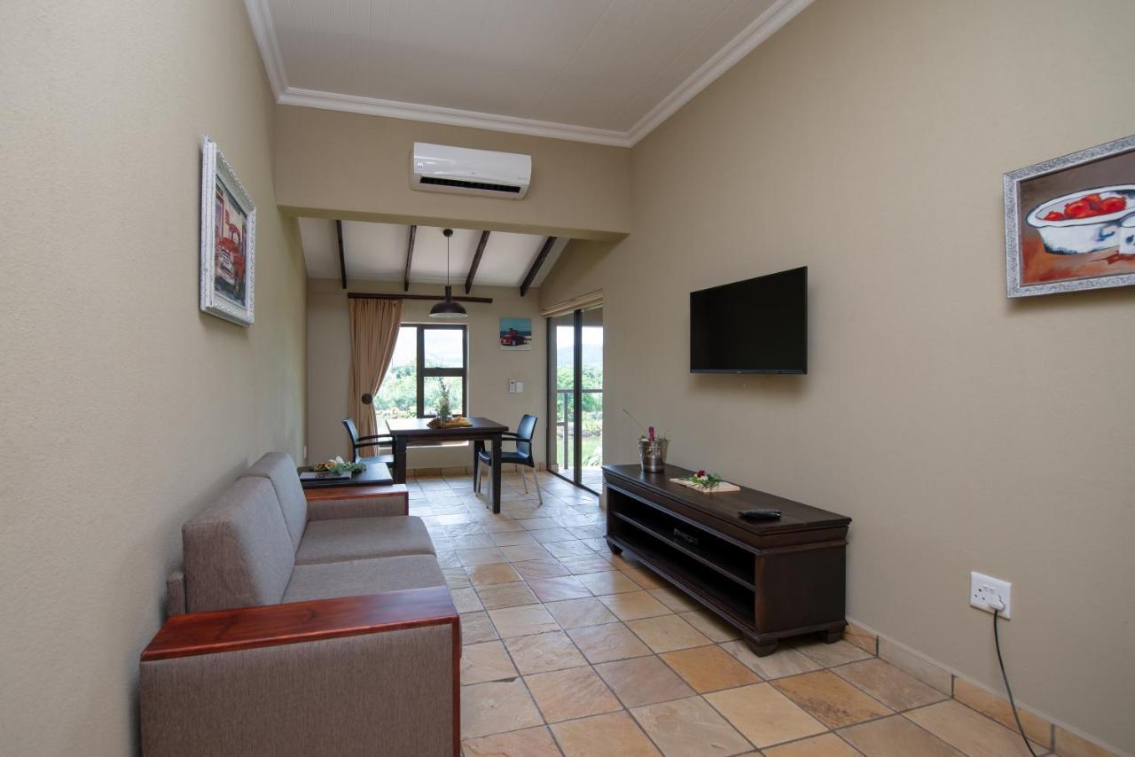 Nkomazi Kruger Lodge & Spa Малелейн Екстериор снимка
